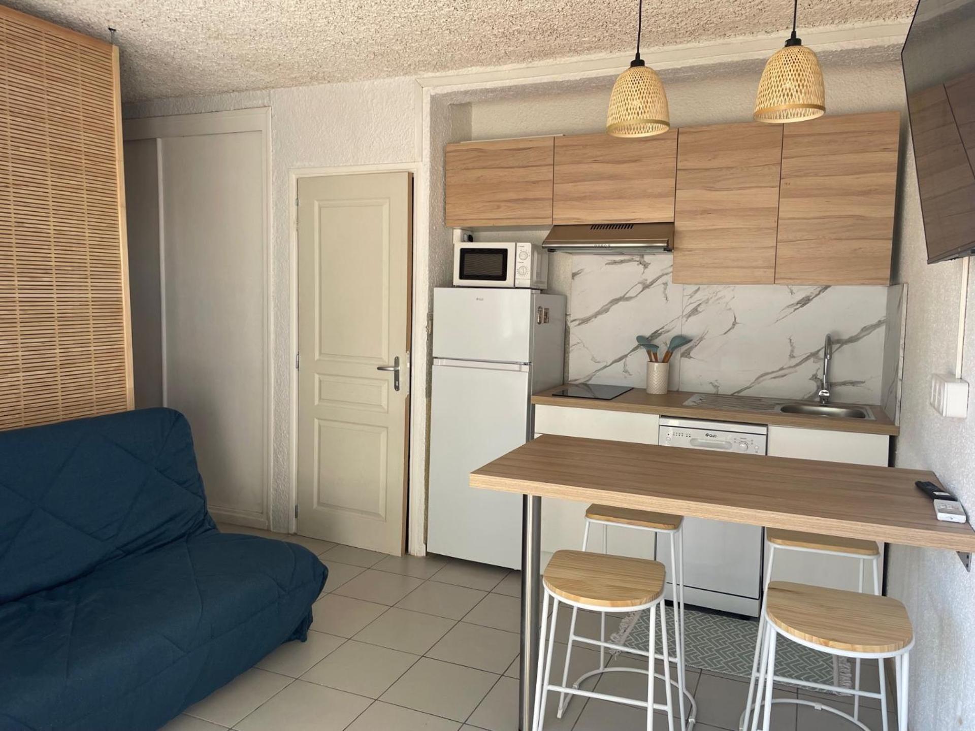 Studio Cosy A 300M De La Mer, Face Aux Festivals, Derriere La Night Life 르발카레스 외부 사진